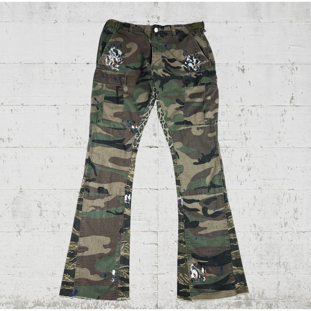 mnml Flare Cargo Pants Womens 29x32 Green Camo Paint Splatter Utility Y2K